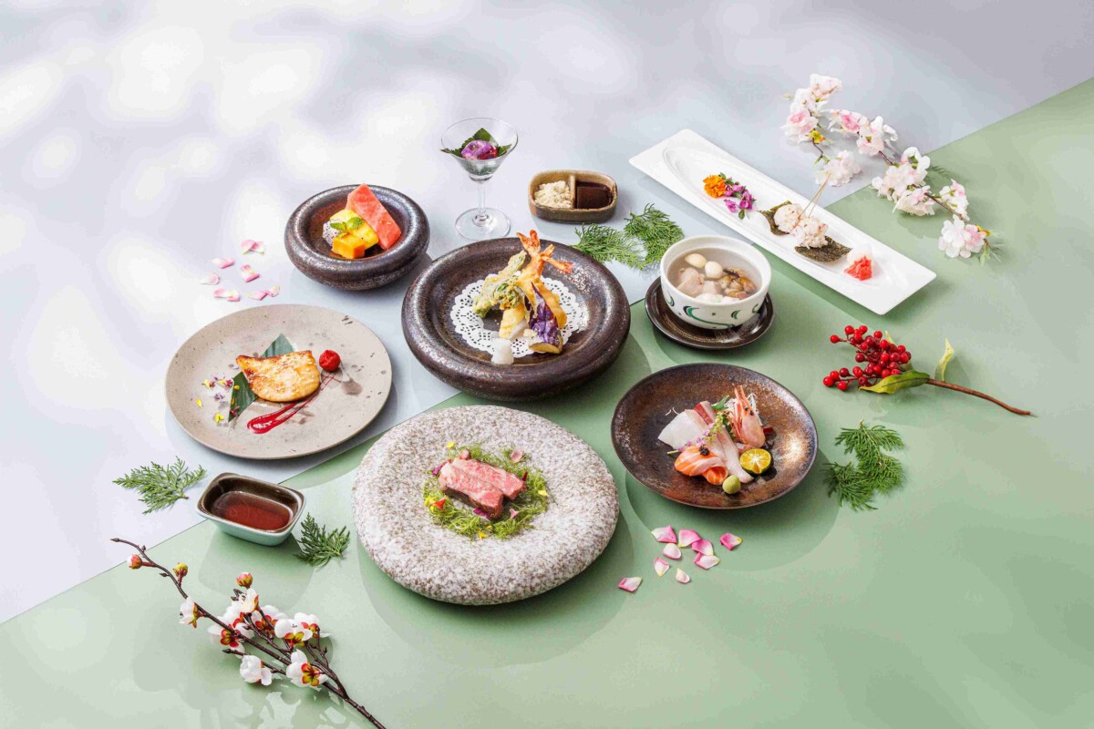 順園戀花日式單人套餐以春菊刺身、油菜花大蝦天婦羅等時令美饌演繹春日繽紛。