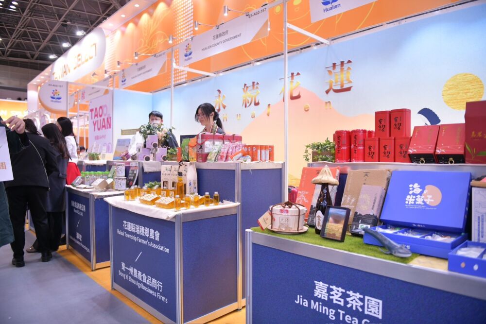 徐榛蔚率團赴日行銷農特產品 攜手業者開拓市場 236 徐榛蔚率團赴日行銷農特產品 攜手業者開拓市場 235