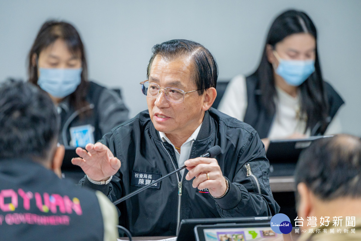 社會局長補充說明。