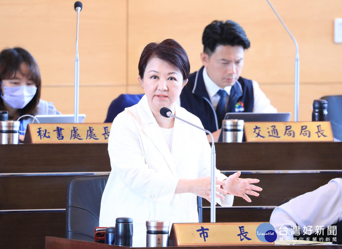 盧秀燕市長表示，台中興建大巨蛋，但我們拿不出錢，將積極引資。