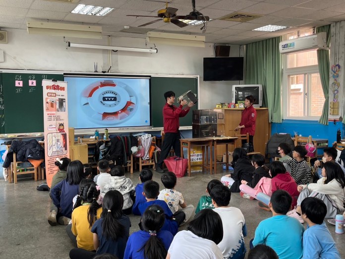 大園消防分隊前進國小宣導防災知識 趣味闖關加深學童印象 69 S 45949067 0