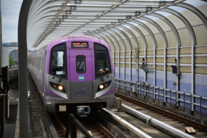 機捷1原因無法與行控中心連線 列車改以手動停靠車站 67 545gsrw 5 scaled