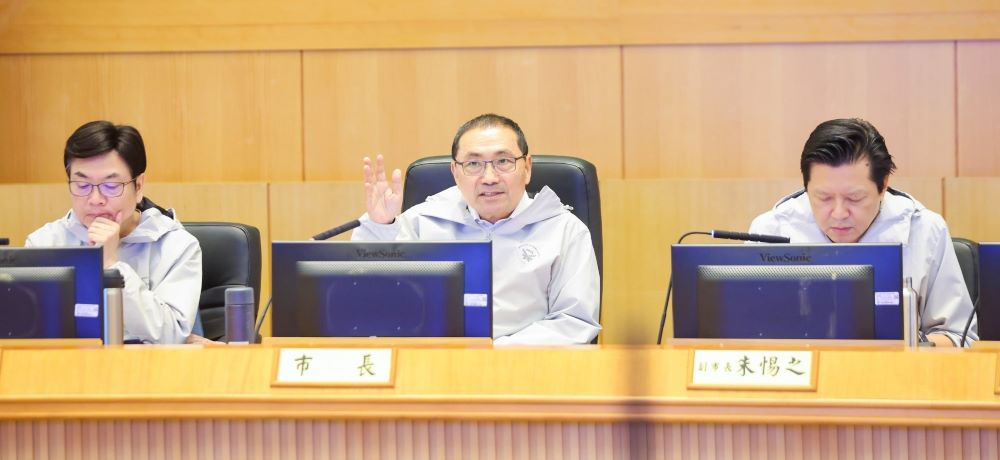 《圖說》侯友宜市長於市政會議正式宣布,將在土城永寧捷運站旁打造全台規模最大的青年專屬場館「You-niverse」。〈青年局提供〉