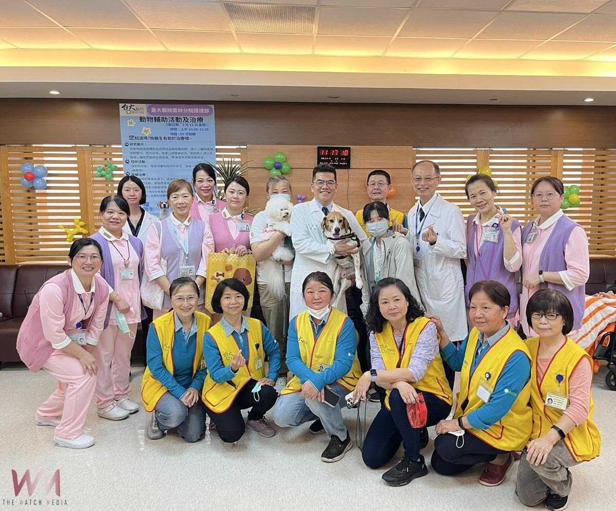 「狗醫生」報到!臺大醫院雲林分院安寧病房引進動物輔助治療 - https://www.watchmedia01.com
