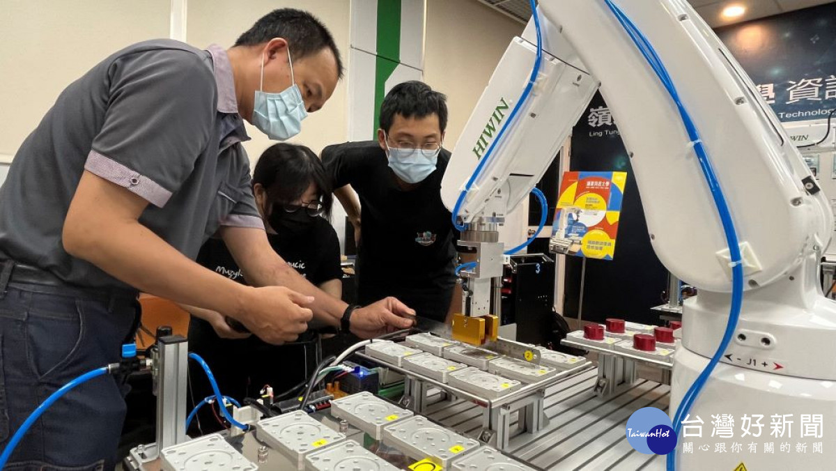 嶺東EMBA是企業菁英進修首選，導入智慧科技等跨領域課程。（圖/嶺東科技大學）
