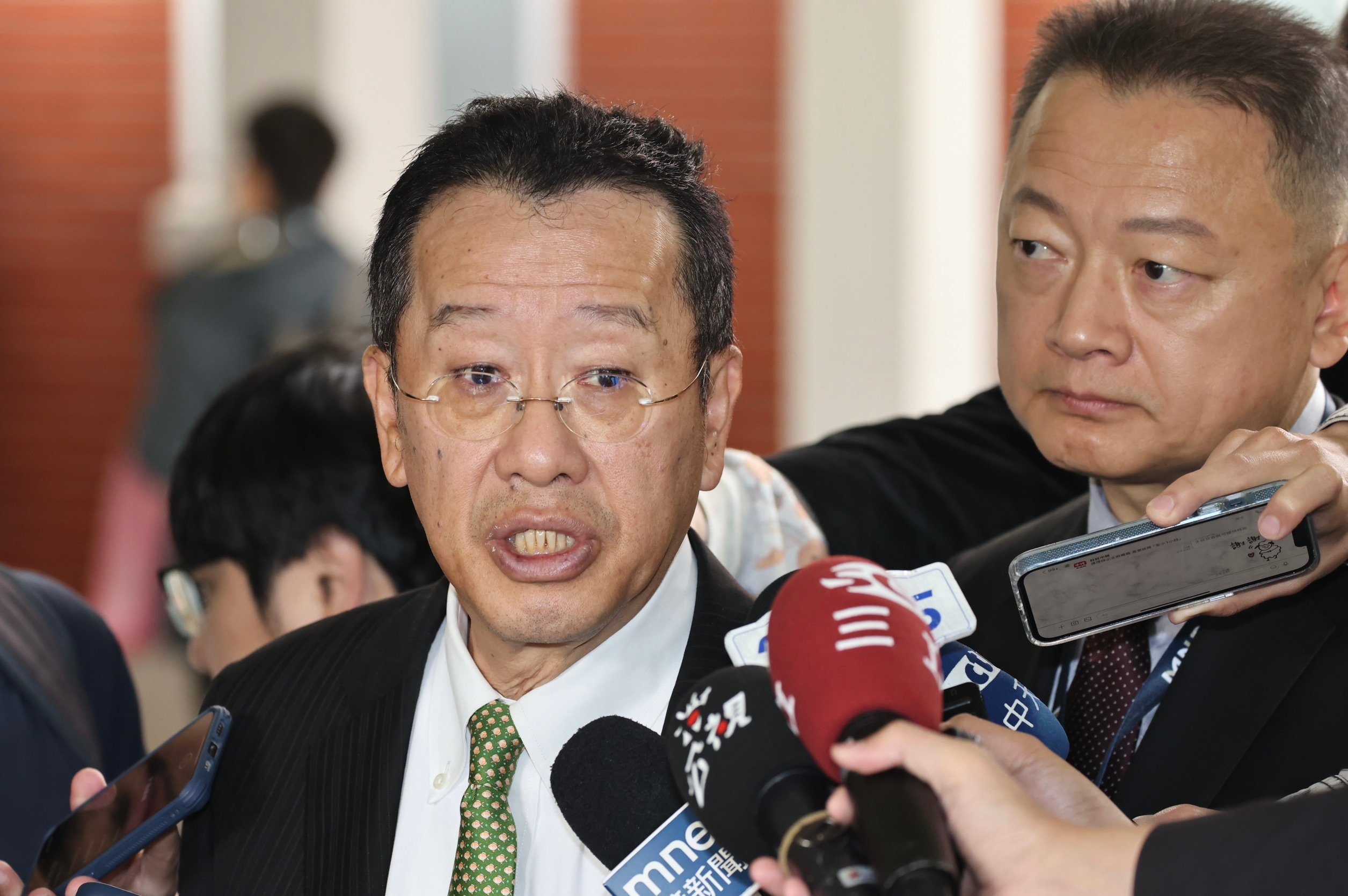民眾黨13日批評,國防部長顧立雄(圖),昔曾公開宣示「絕不允許軍法復辟」,如今竟然選擇大走回頭路。資料照片/林啟弘攝