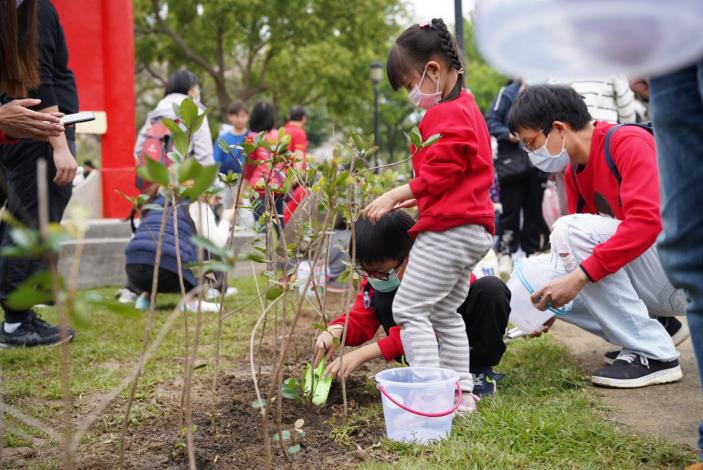 竹縣府響應植樹月 邀民眾3/22新庄子後營區野戰公園領樹苗