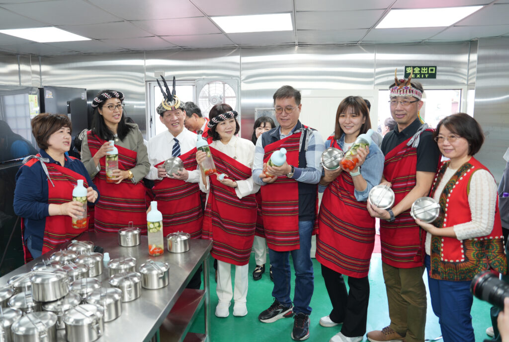 南投布蘭部落希望廚房啟用 中國附醫攜手社團暖心守護偏鄉居民