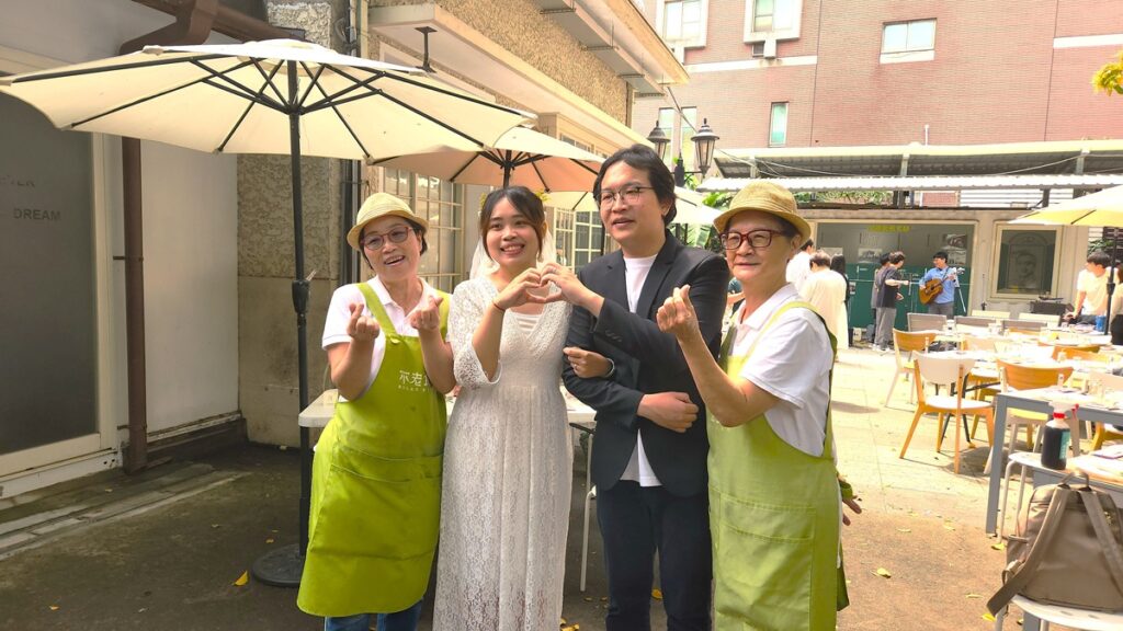 新人用行動支持銀髮就業。(圖/陳惠玲攝影)