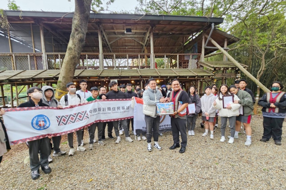 中原大學設計原專班落實USR使命 攜手高中端共創文化永續