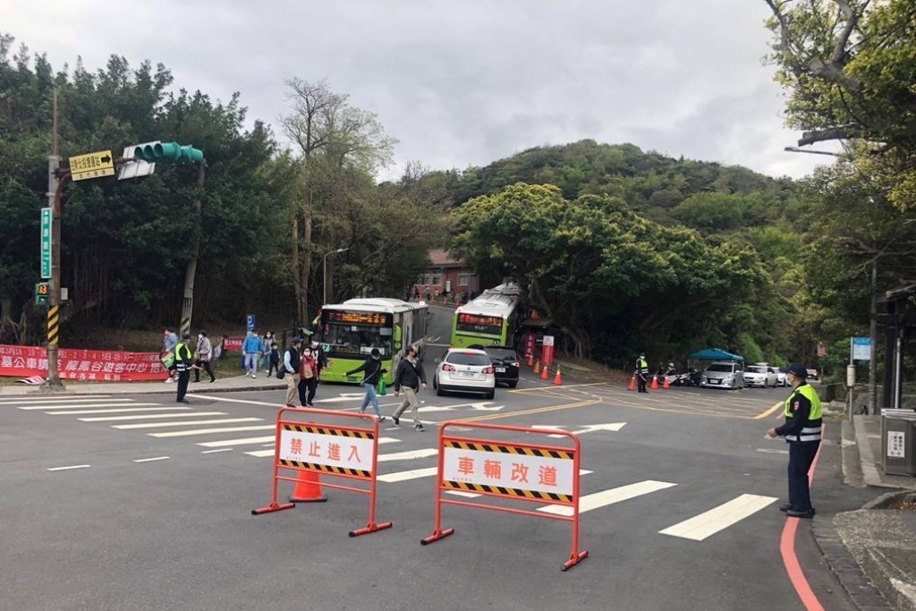 清明祭祖  北市警加強交通疏導順暢行