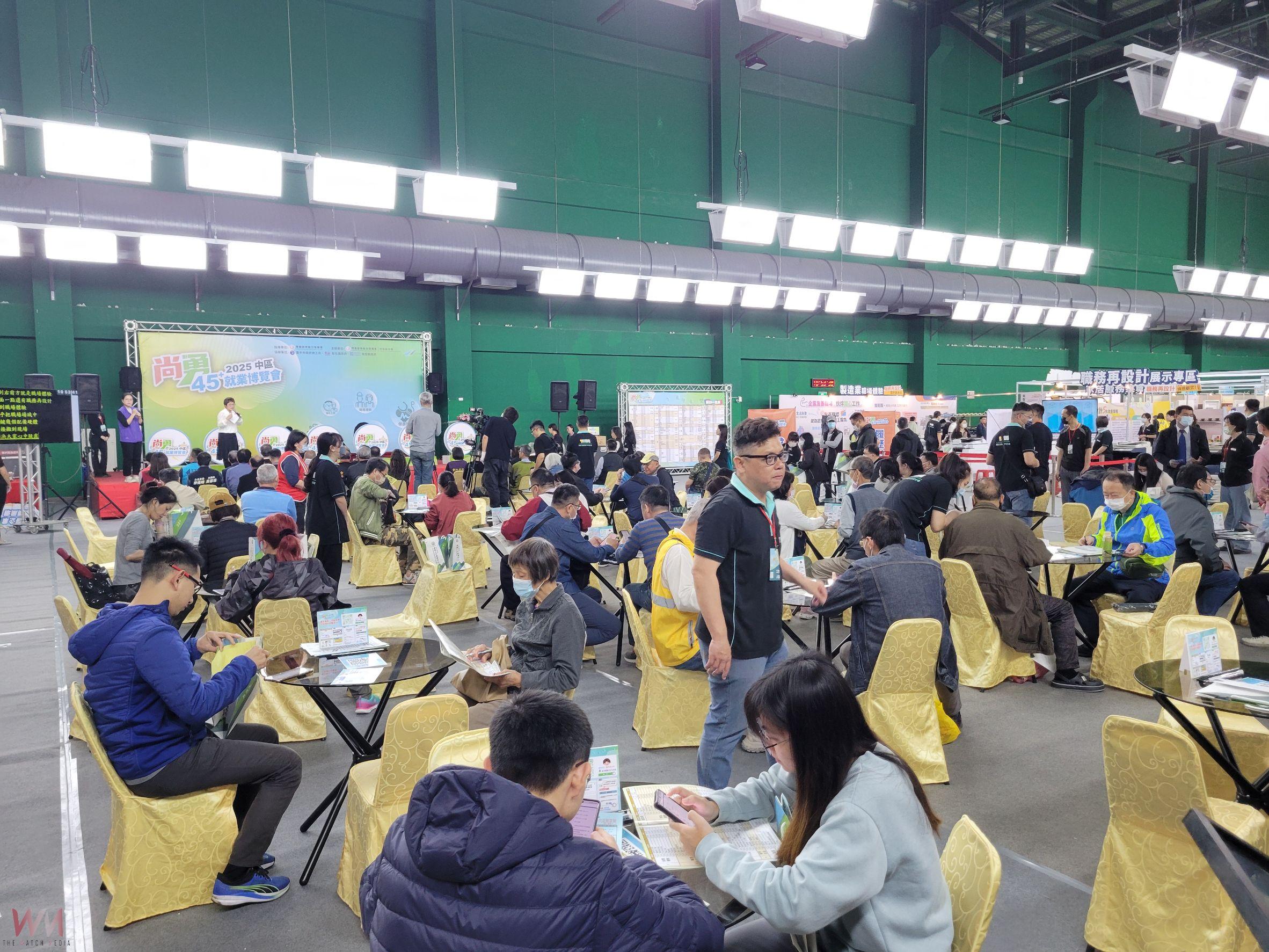 迎接超高齡社會!中彰投分署首辦「尚勇2025中區45⁺就業博覽會」 再現銀髮戰力 - https://www.watchmedia01.com