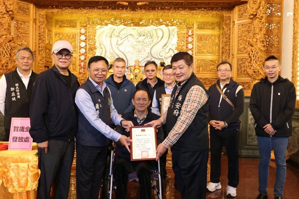 嘉義縣議會張明達議長(左二)番路鄉蕭博勝鄉長(左三)等貴賓到場熱情參與盛會。(圖/記者陳惲朋翻攝)
