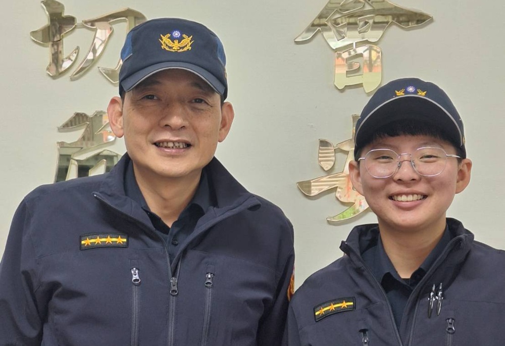 墓仔埔也敢去 女警膽大墓地尋回迷路老人 200 248250318a06