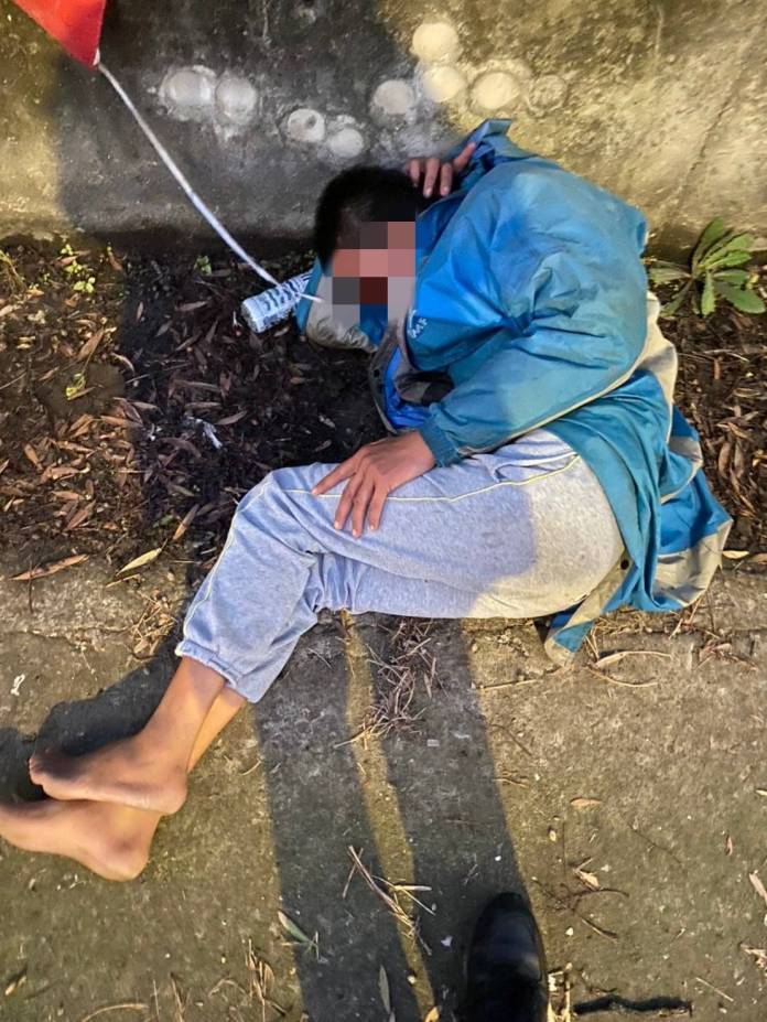 男子喝茫路邊倒頭就睡 大園警曝:不是第一次 54 335520 0
