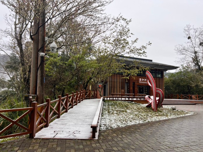 強烈大陸冷氣團來襲 桃園拉拉山降3月雪 70 S 2990376 0 0