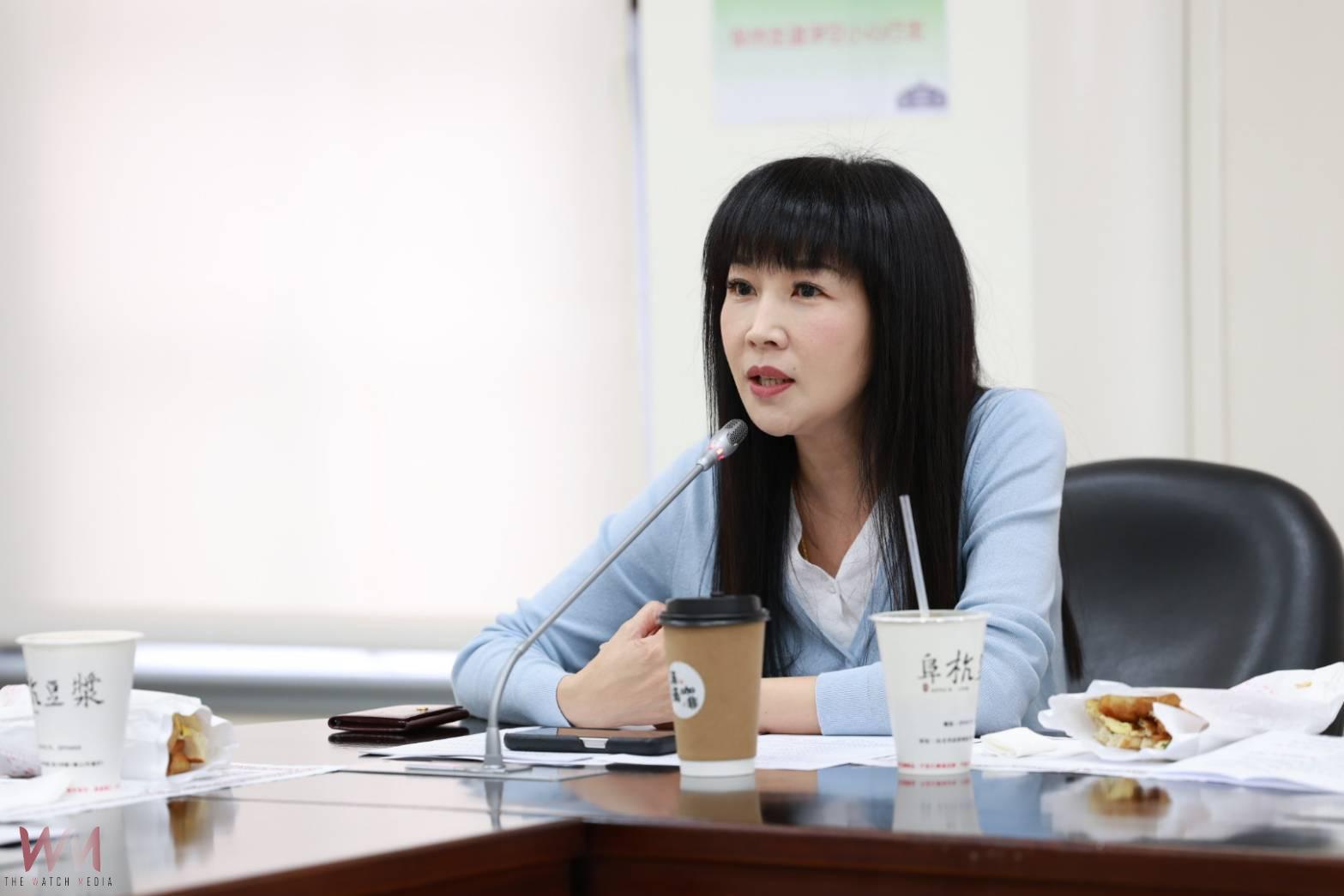 柯建銘酸盧秀燕應回歸家庭 藍營議員反嗆蘇巧慧也該二選一 - https://www.watchmedia01.com