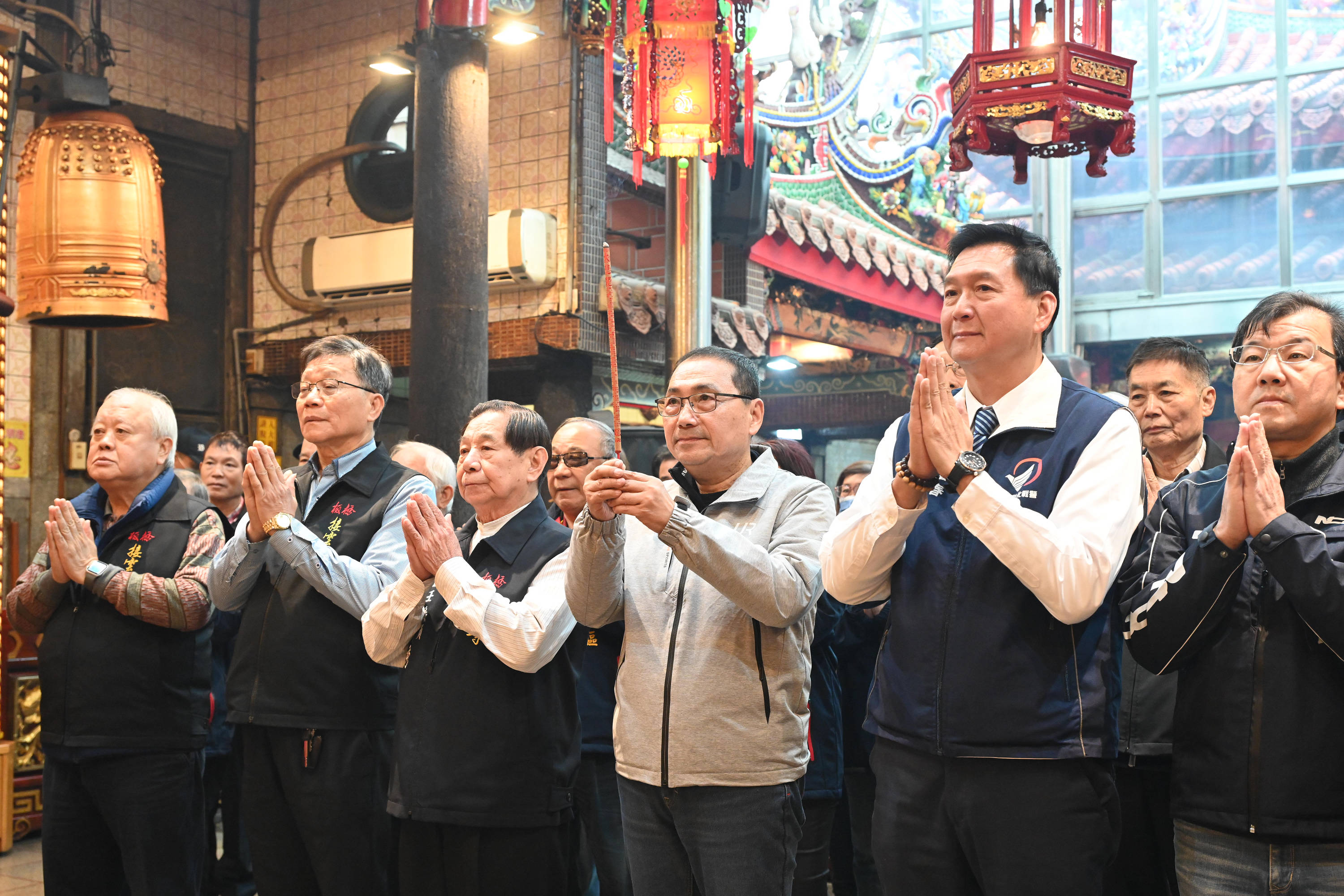 觀世音菩薩誕辰 侯友宜赴板橋接雲寺與接源堂參拜為市民祈福 - https://www.watchmedia01.com