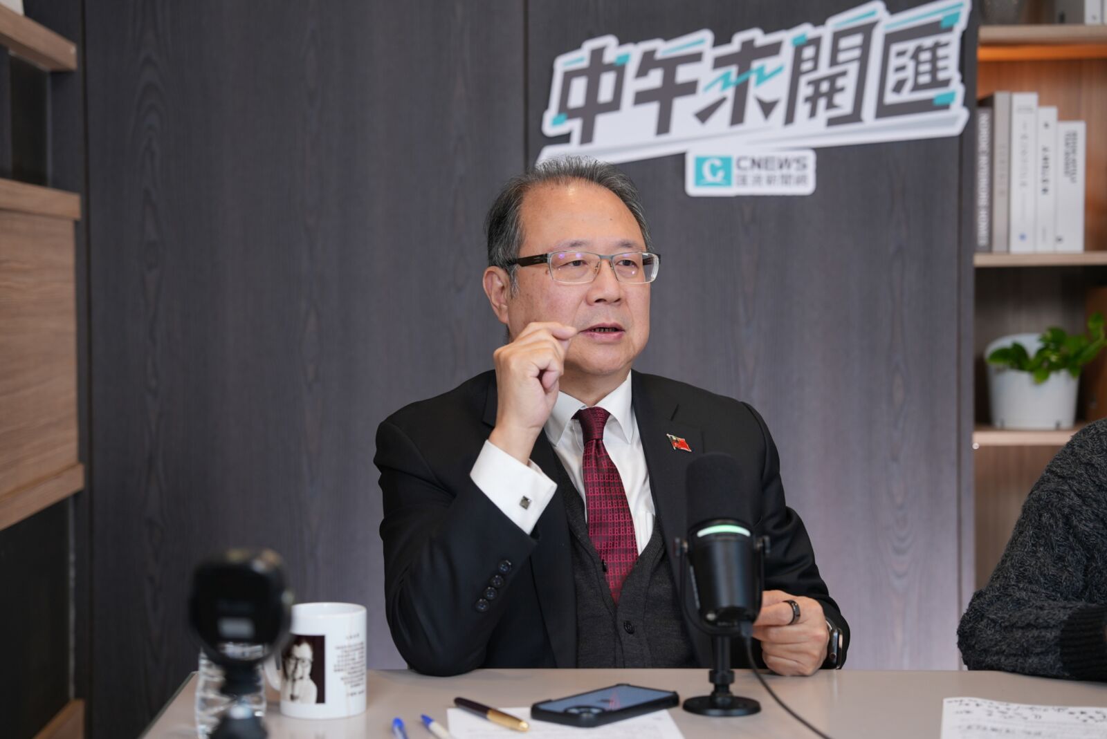中午來開匯/「賴17條」背後有軍師聯盟操盤? 黃介正:綠只想仇恨動員催罷免票 250 中午來開匯/「賴17條」背後有軍師聯盟操盤? 黃介正:綠只想仇恨動員催罷免票 249