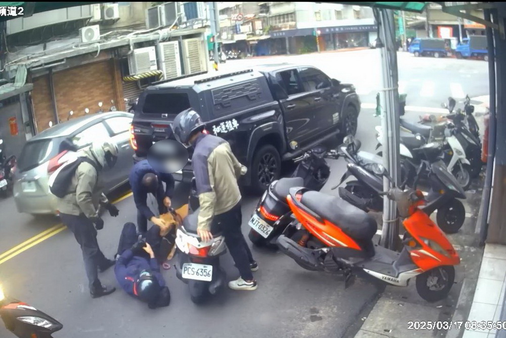 咬傷騎士比特犬飼主遭債權人爆脫產 動產查封險遭犬吻 258 咬傷騎士比特犬飼主遭債權人爆脫產 動產查封險遭犬吻 257