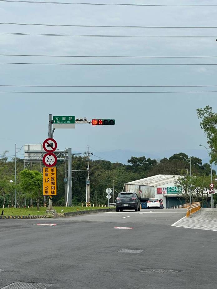 龜山「這路段」實施大貨車禁行 4/1起科技執法上路 63 S 9478549 0