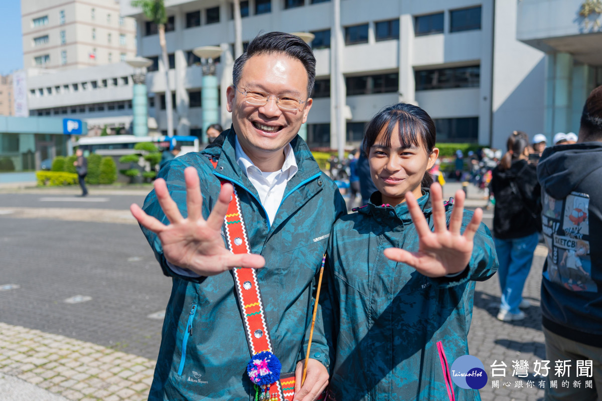 蘇副市長期勉選手再創5連霸佳績。