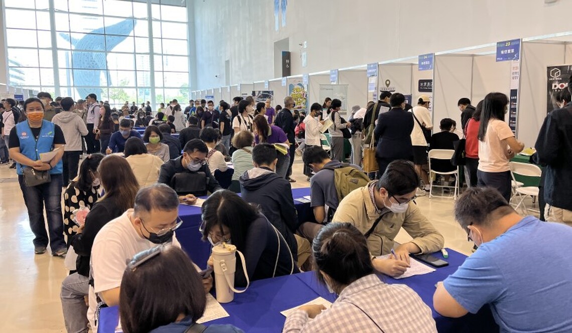 瞄準數位綠能雙軸轉型 3/22高市勞工局結合智慧城市展舉辦徵才活動