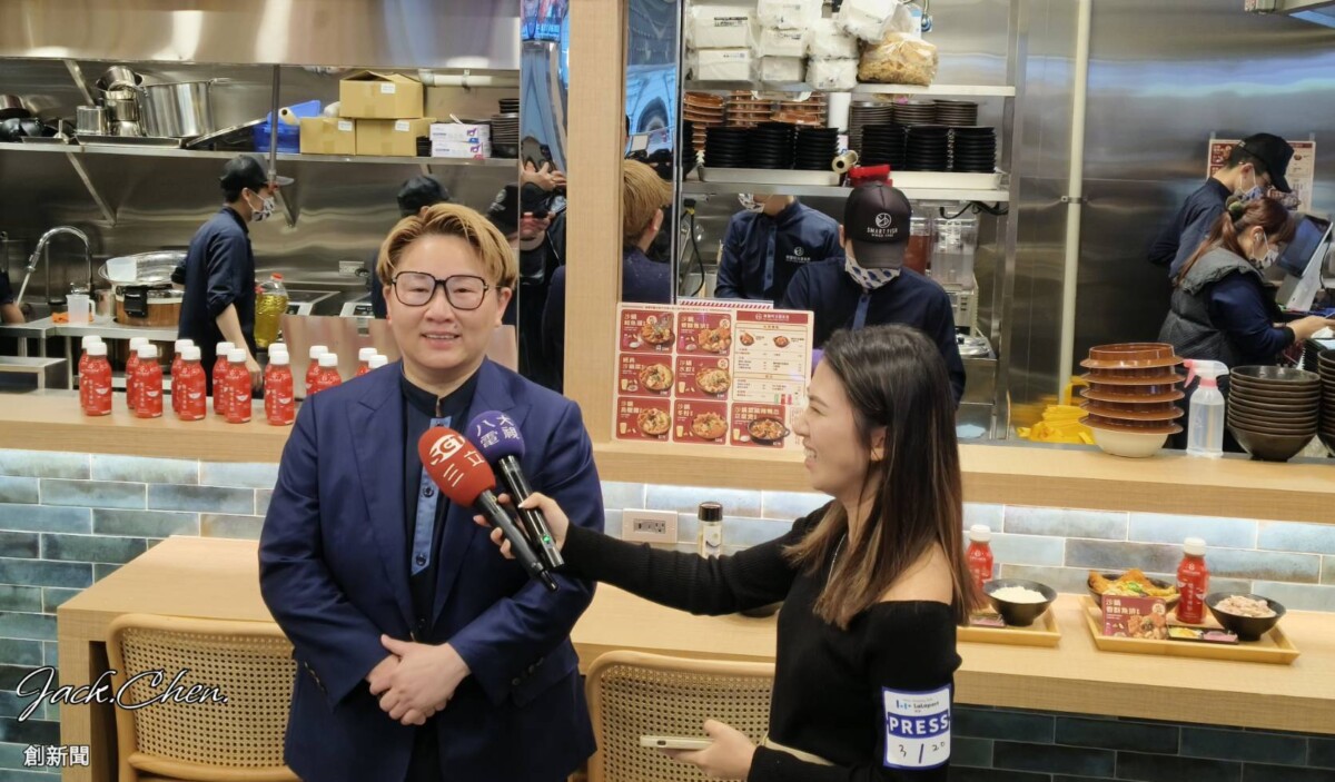 8a56ee24a80bc91a50f2413b7f91e076