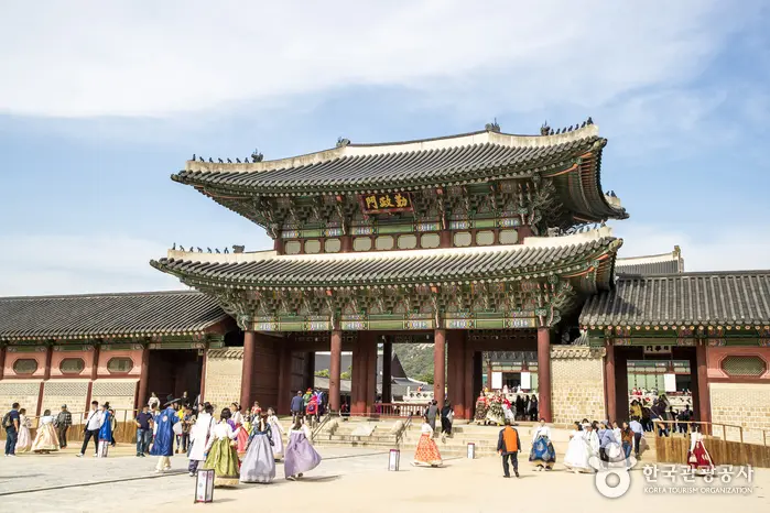 2025櫻花季開 賞櫻推薦景福宮 경복궁1