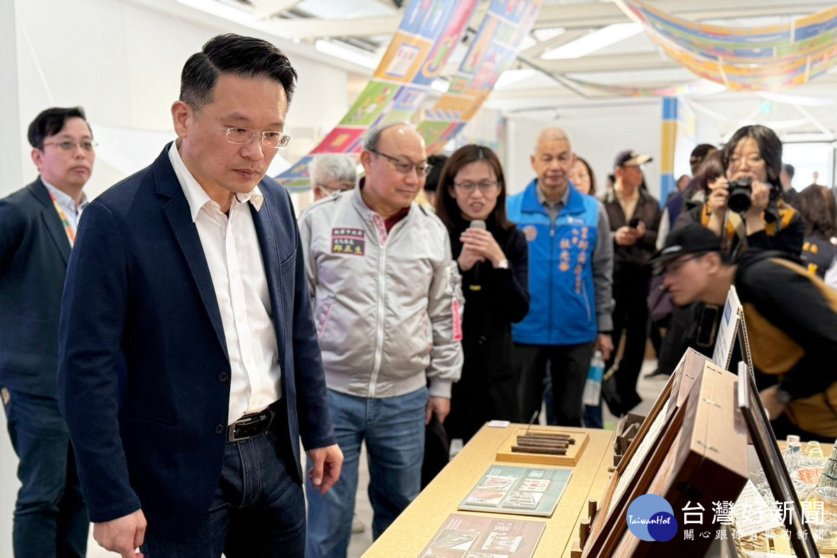 桃園市副市長蘇俊賓參觀桃園城市創意設計中心2025年度特展。<br /><br /> <br /><br />