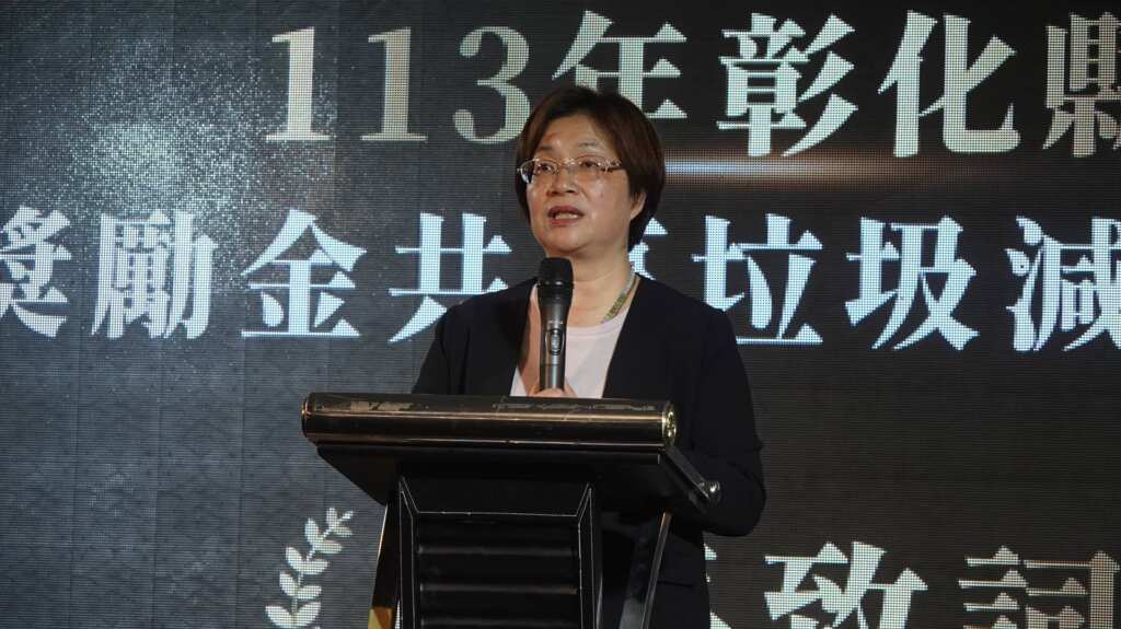 ▲王惠美向所有清潔隊員們表達最高的敬意與謝意。（記者林明佑攝）
