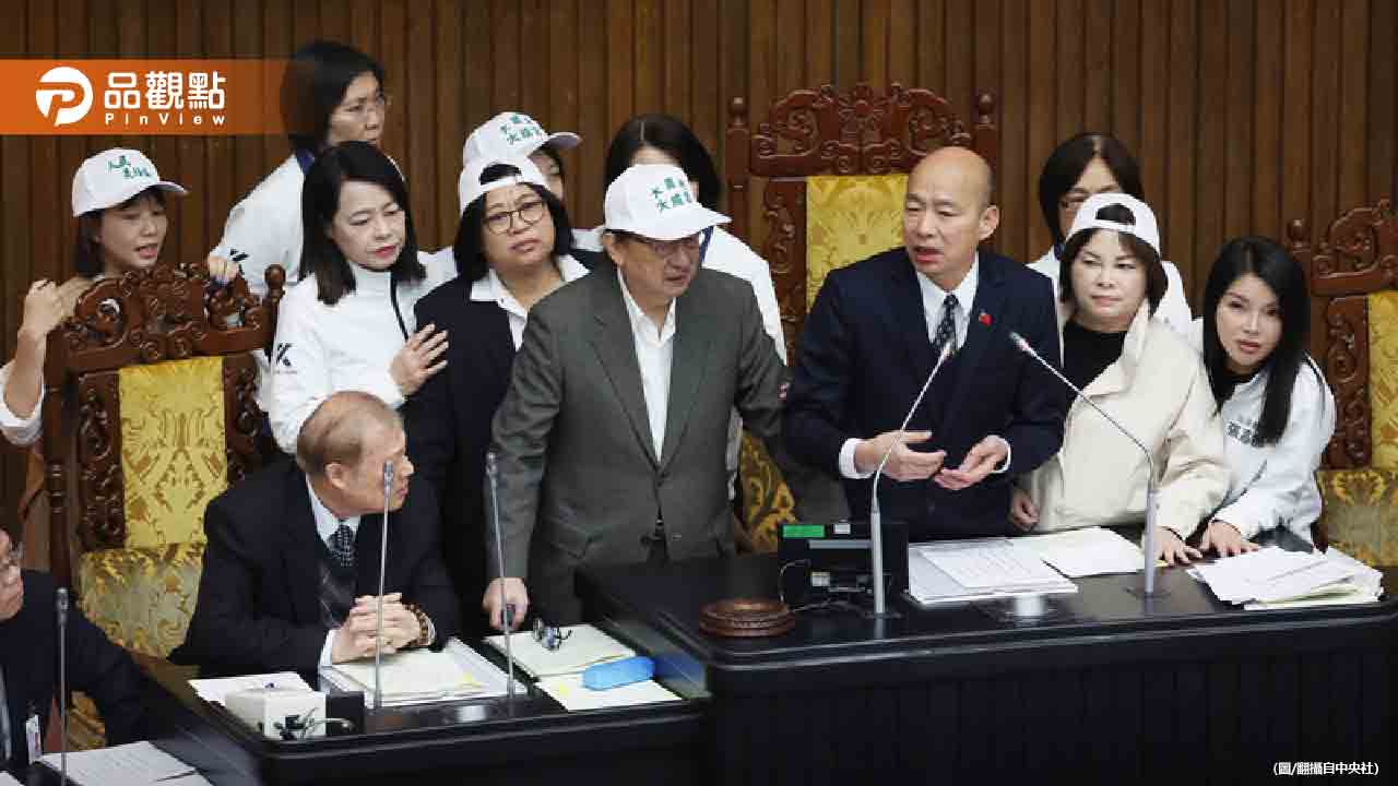 搶議事槌、敲桌抗議！柯建銘院會暴走畫面曝 藍批想篡位
