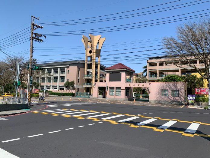 女學生二度遭陌生男搭訕嚇壞 龜山警加強巡邏 59 S 379248709 scaled