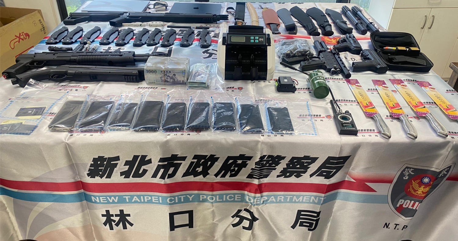 林口分局破獲一處專為境外詐騙集團運作的車手派遣機房,並逮捕6名嫌犯。(記者 黃荷琇翻攝)