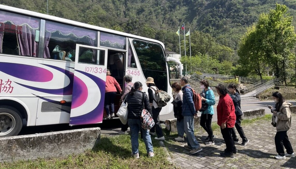 114原民運免費接駁像行動小旅行 暖心服務民眾直呼超貼心