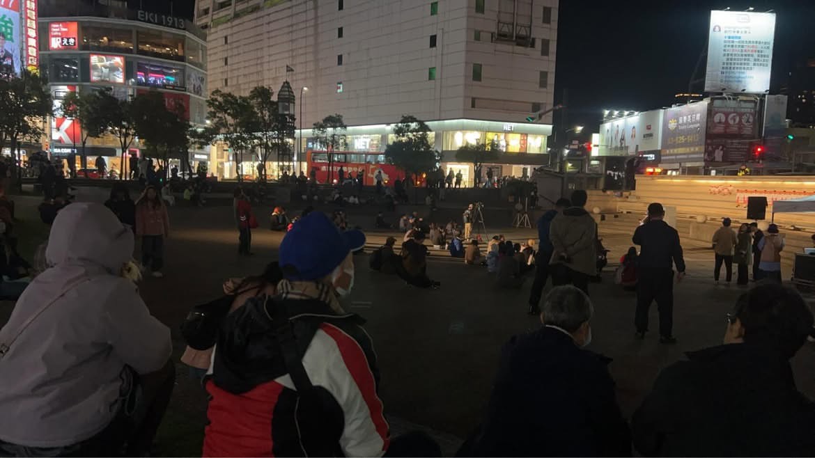 新竹罷團違法擺攤惹民怨 晚會人少內部驚呼「天哪」 256 新竹罷團違法擺攤惹民怨 晚會人少內部驚呼「天哪」 255
