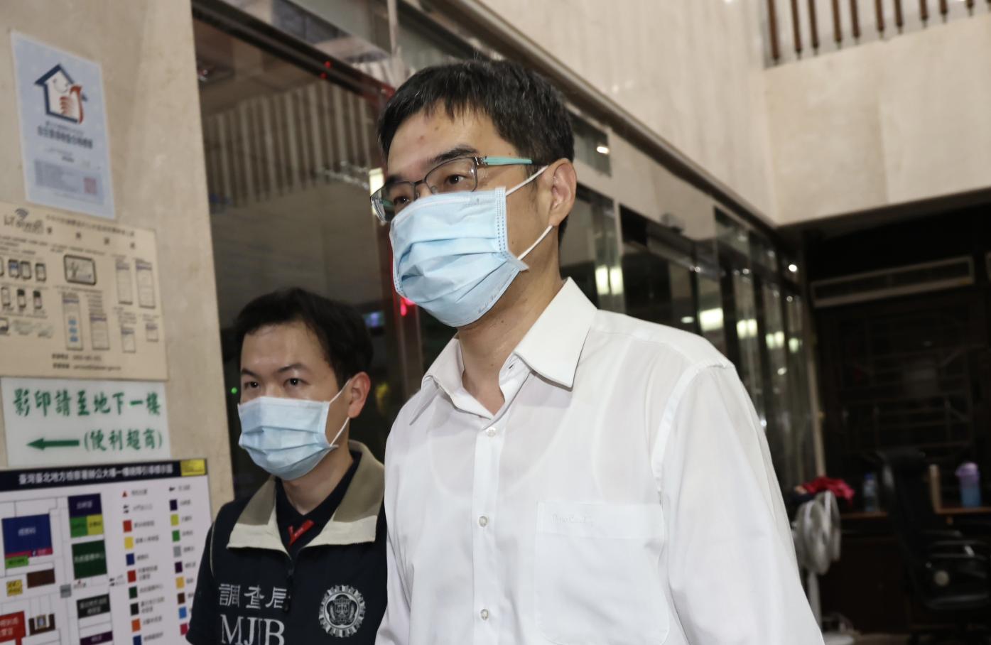 端木正因柯文哲政治獻金申報不實，遭檢方依違造文書起訴，監察院亦依會計師登錄不實，將端木正移請會計師懲戒委員會依法懲戒，最重可以取消資格。林啟弘攝