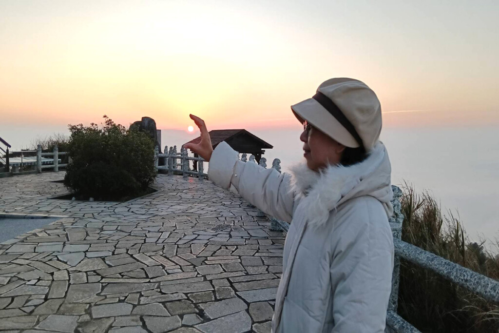 ▲遊客雲台山上與落日合影。（圖/連江縣交通旅遊局提供）