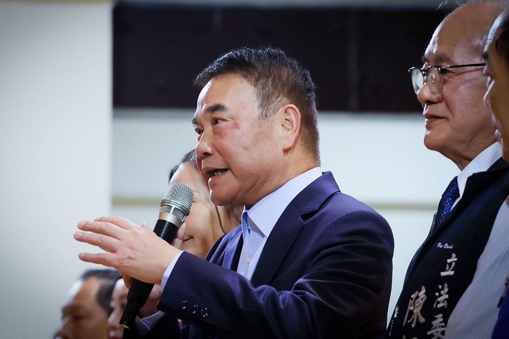 憂國民黨陷兩面作戰必有一敗 鍾東錦籲黨主席選舉後延 252 憂國民黨陷兩面作戰必有一敗 鍾東錦籲黨主席選舉後延 251