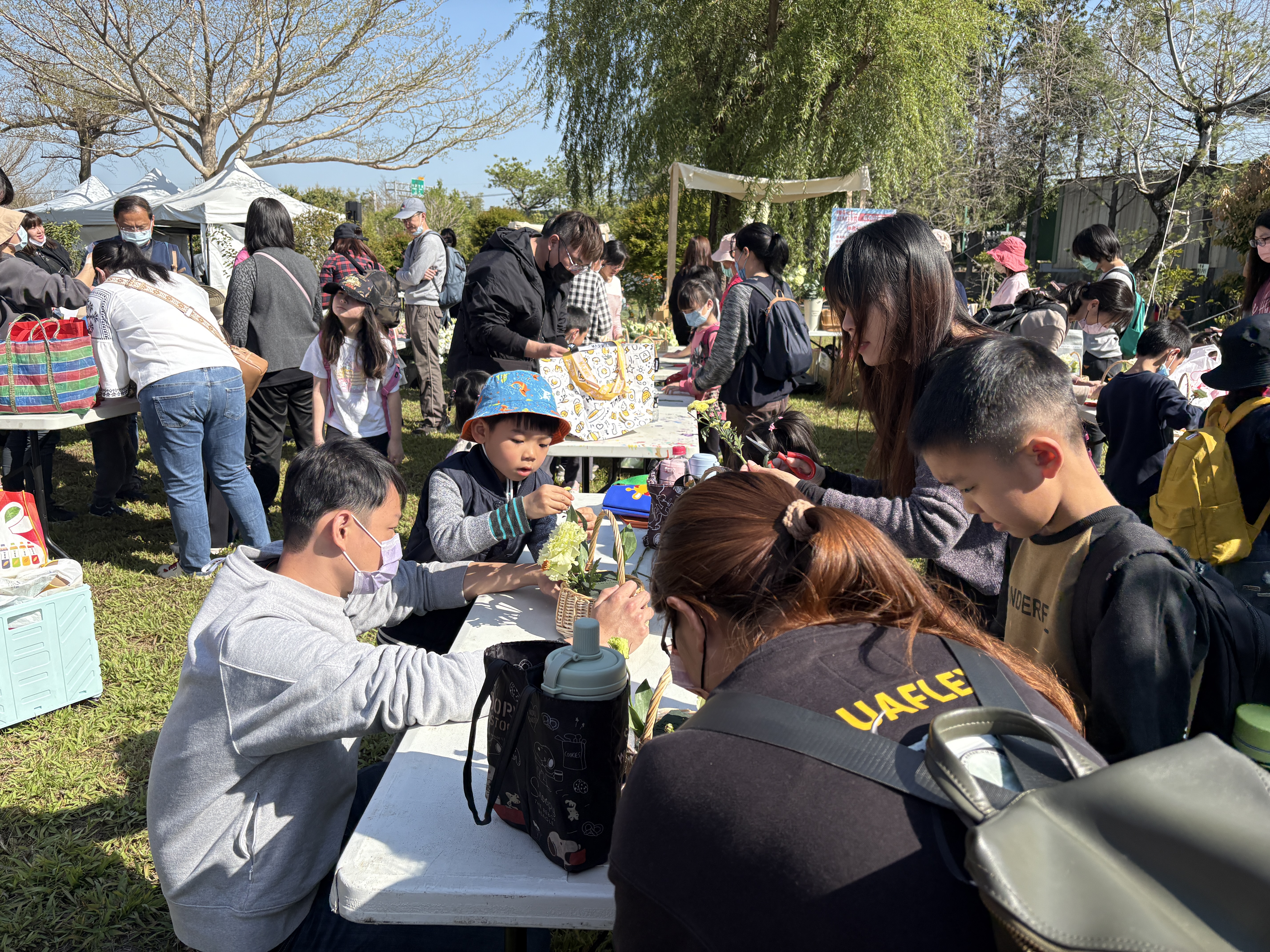 圖 現場民眾體驗活動 記者王偉翻攝