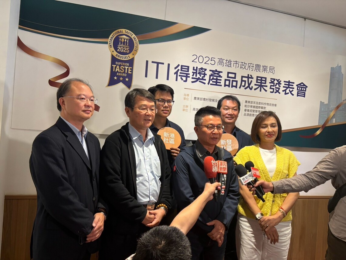 六龜在地原生紅茶金桔費南雪奪3星國際獎
