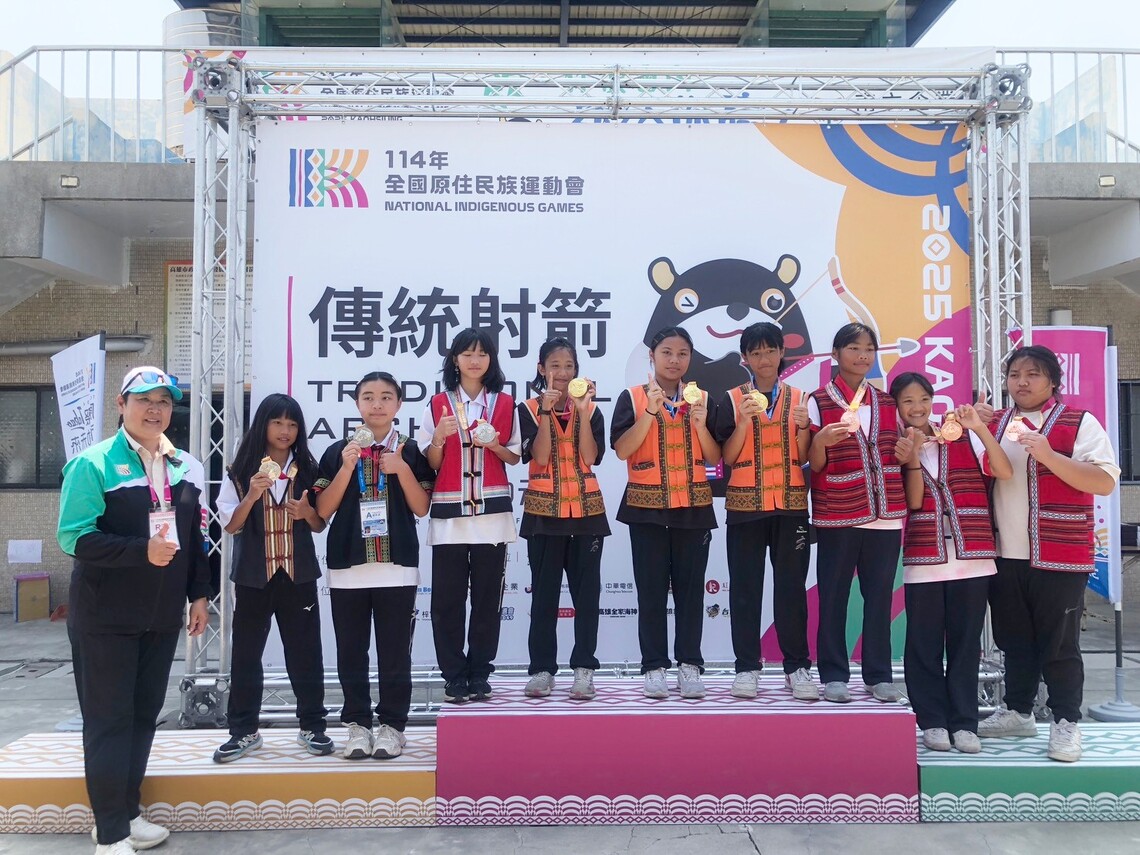 高雄市代表隊今日於傳統射箭少年女子組團體對抗賽奪冠。(高雄市運發局提供)