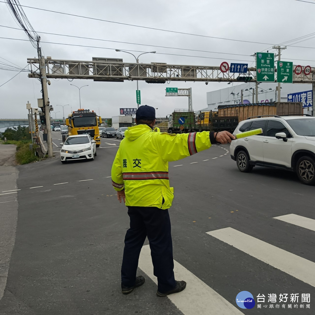 北區養護工程分局義交疏運協勤。<br /><br /> 