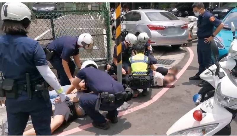 《圖說》新北市警察局「快打3.0」見成效，強勢壓制街頭暴力，全力守護市民夜間安全。〈警察局提供〉