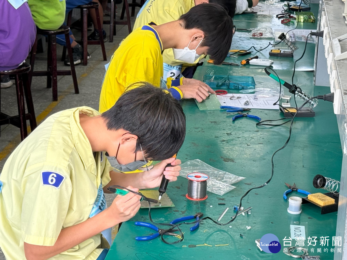 桃市國中技藝競賽熱血登場 巧手鑄夢技創輝煌