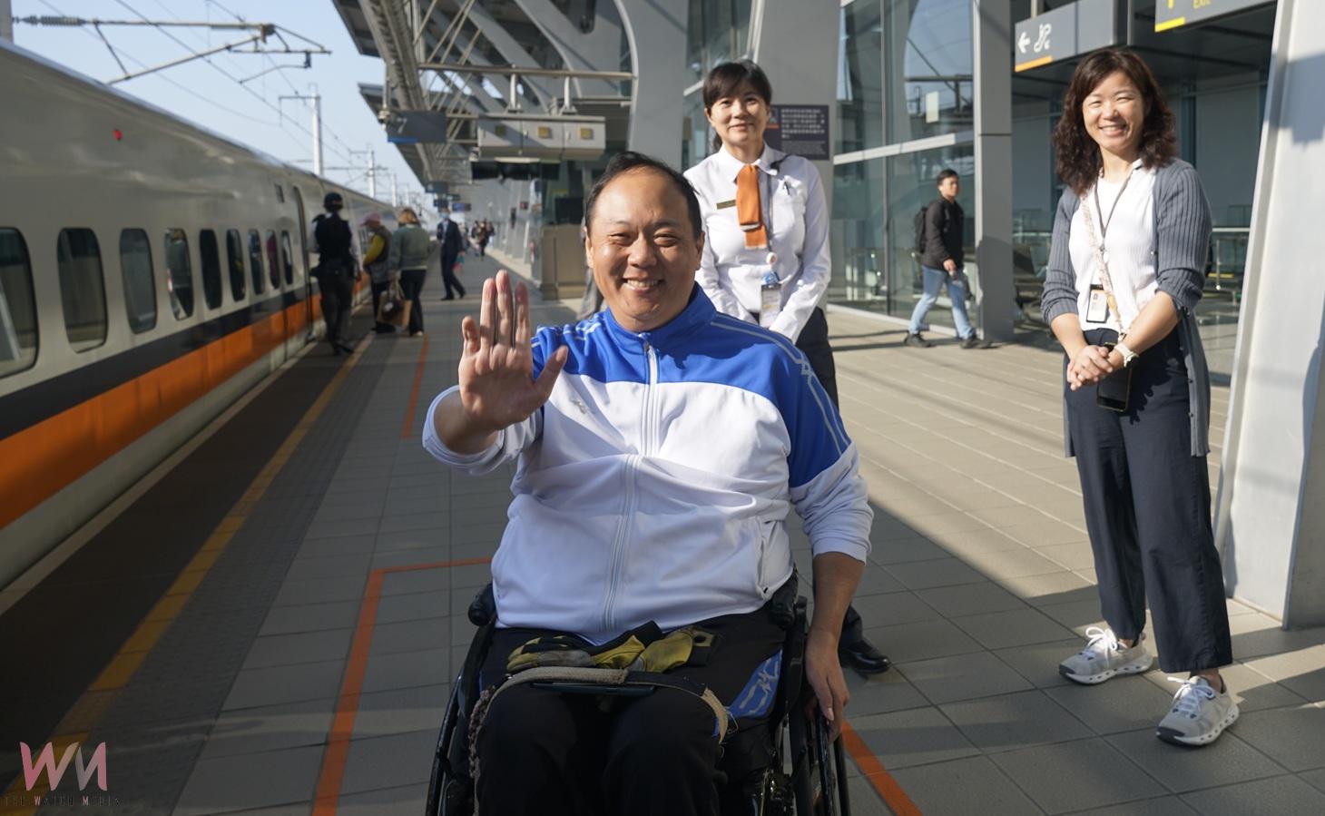 (有影片)/傷友與照顧者踏上春日暖心之旅 高鐵雲林站助脊髓傷友圓夢出遊 - https://www.watchmedia01.com