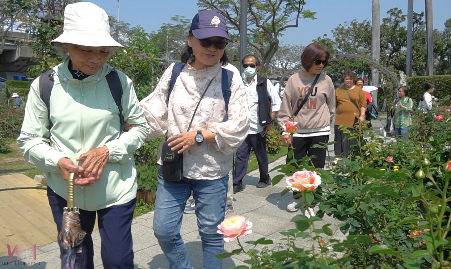 (有影片)/傷友與照顧者踏上春日暖心之旅 高鐵雲林站助脊髓傷友圓夢出遊 - https://www.watchmedia01.com
