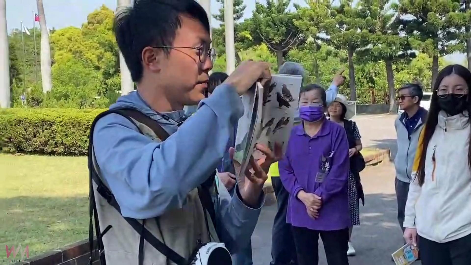 （有影片）／八卦山迎「風中精靈」　長輩齊聚仰望灰面鵟鷹翱翔天際