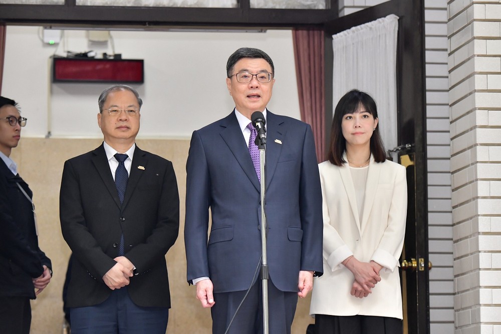 卓榮泰及行政團隊缺席總質詢 李慧芝:韓國瑜同意離開 202 卓榮泰及行政團隊缺席總質詢 李慧芝:韓國瑜同意離開 201