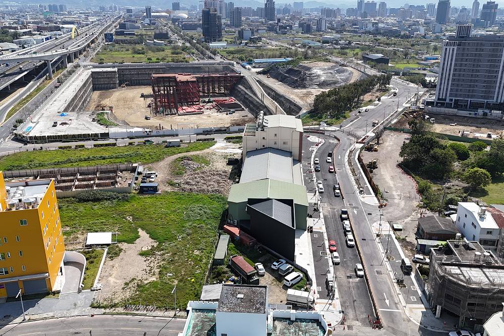 台中巨蛋周邊交通有解 建設局斥資4.7億延伸、拓寬崇德十九路 208 台中巨蛋周邊交通有解 建設局斥資4.7億延伸、拓寬崇德十九路 207